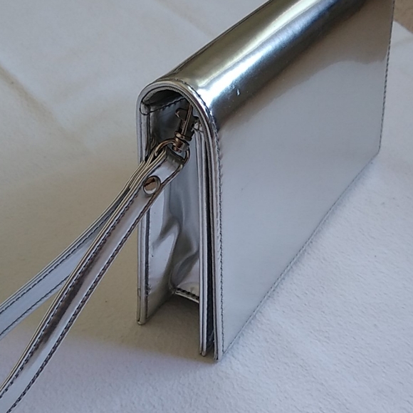 Convertible bag, clutch - Picture 7 of 9